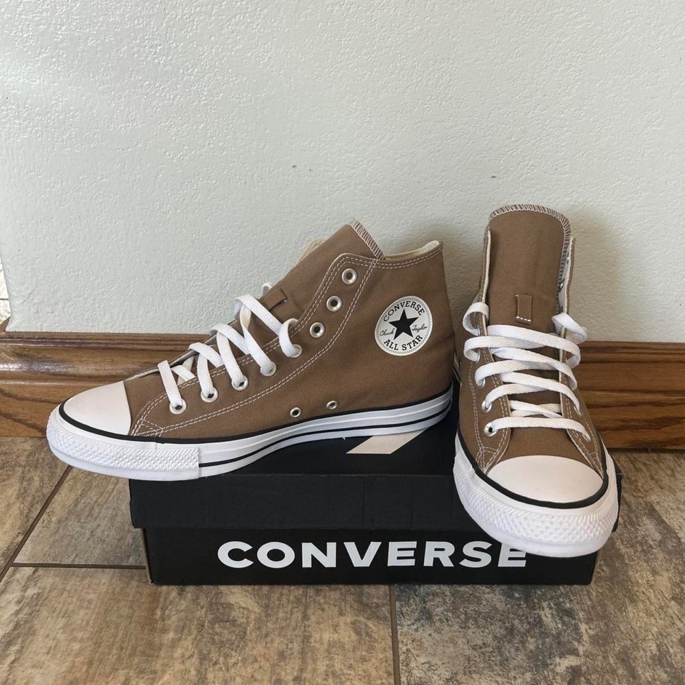 NEW Converse Chuck Taylor All Star Hi Desert Sand Men Size 10 / Women’s Size 12